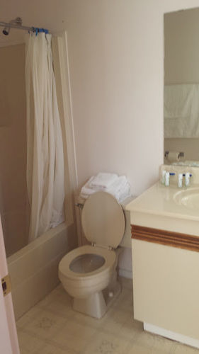 Travellers Rest Motel Salmon Arm Eksteriør bilde