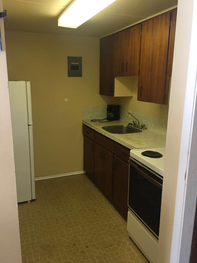 Travellers Rest Motel Salmon Arm Eksteriør bilde
